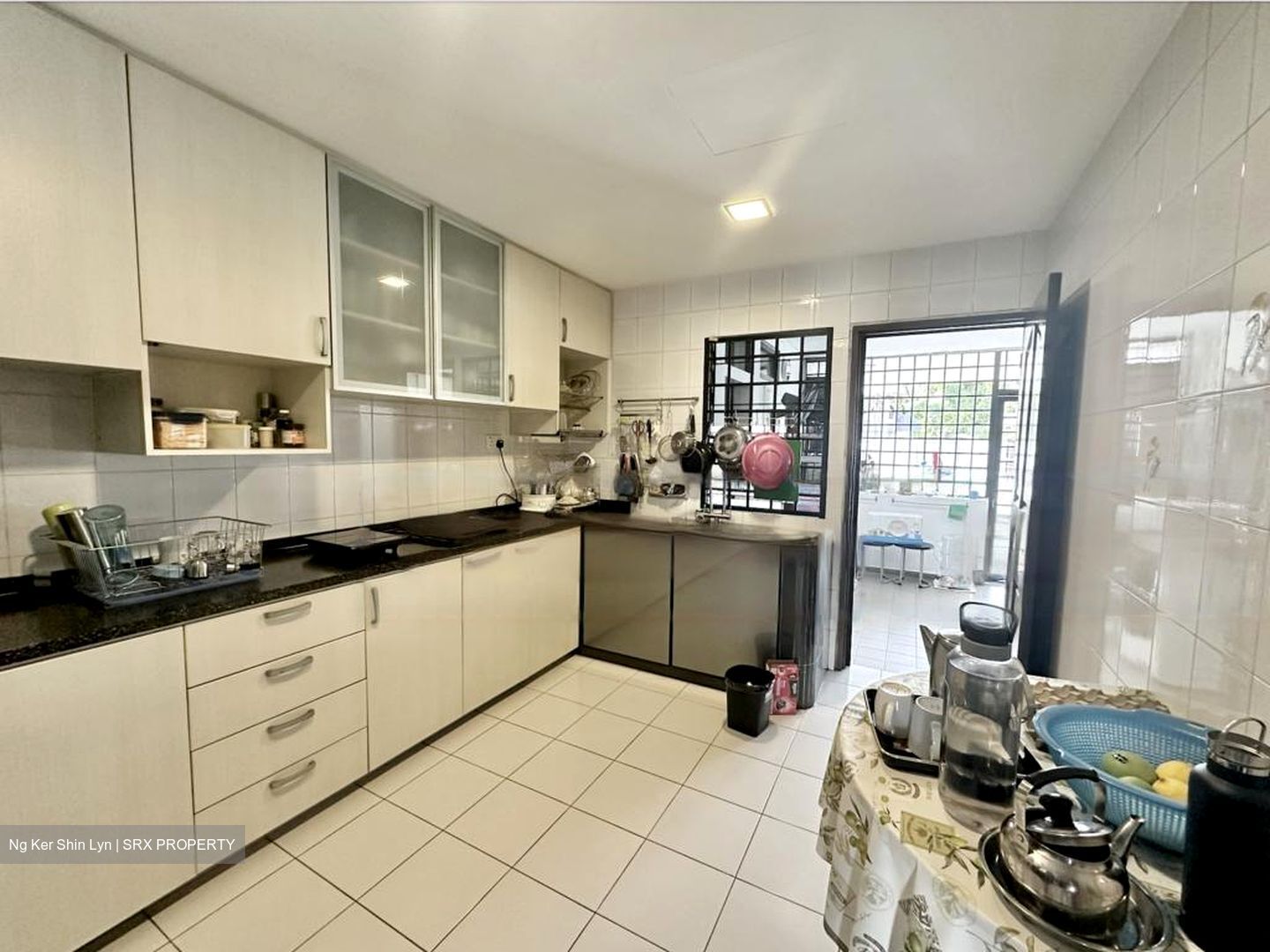 Springleaf Garden (D26), Terrace #479859241